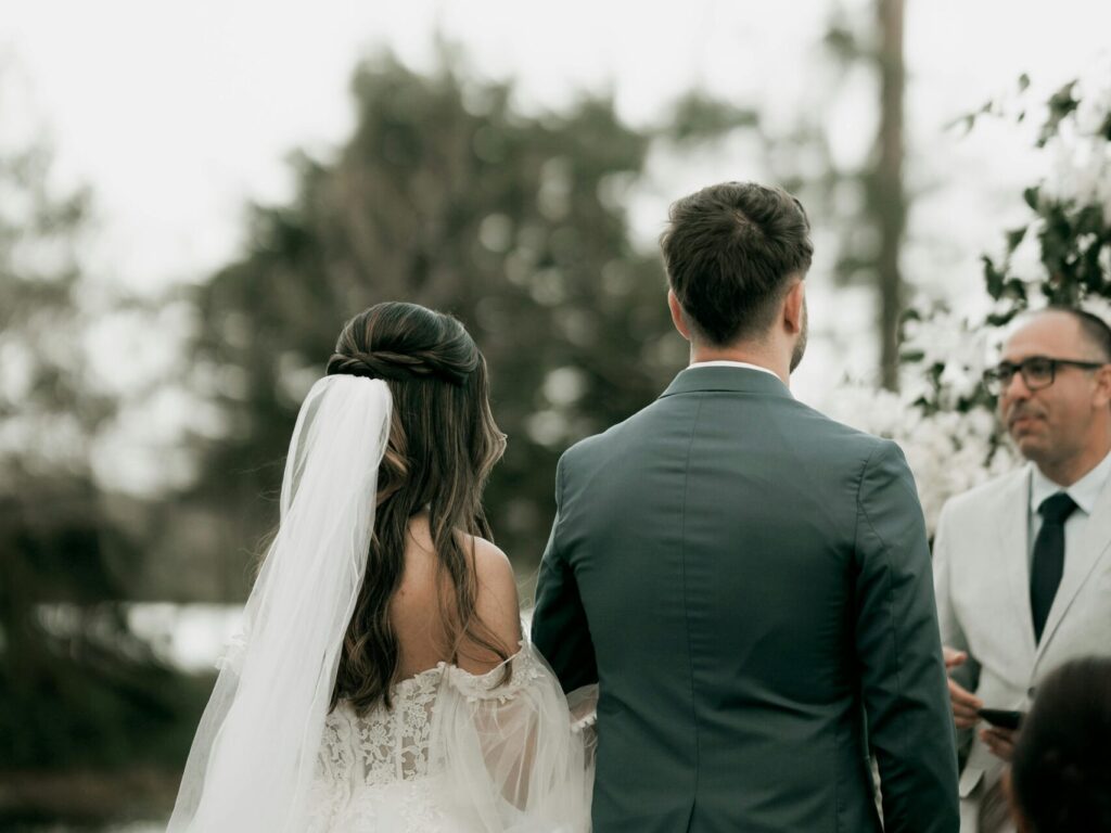 Read more about the article What Wedding Coordination Actually Includes (and What It Doesn’t)